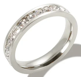 Bague argentée avec cristaux acier inoxydable