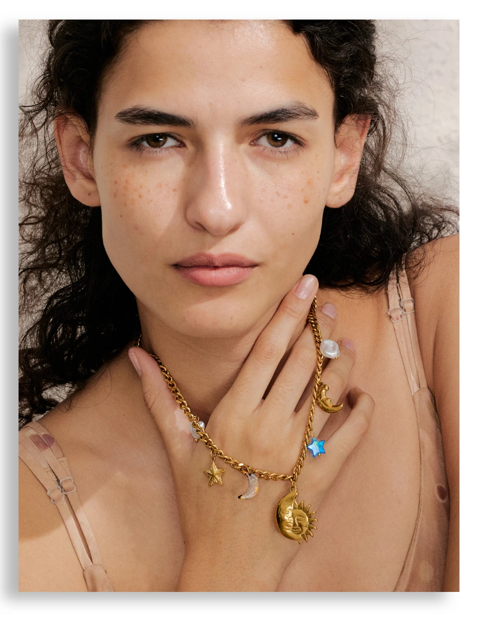 Collier à breloque lune & soleil doré