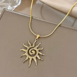 Collier à breloque unique soleil doré
